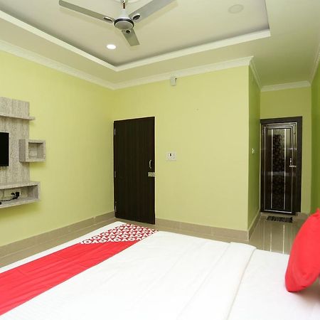 Oyo 24317 Aditya Guest House 3 Бхубанешвар Екстер'єр фото