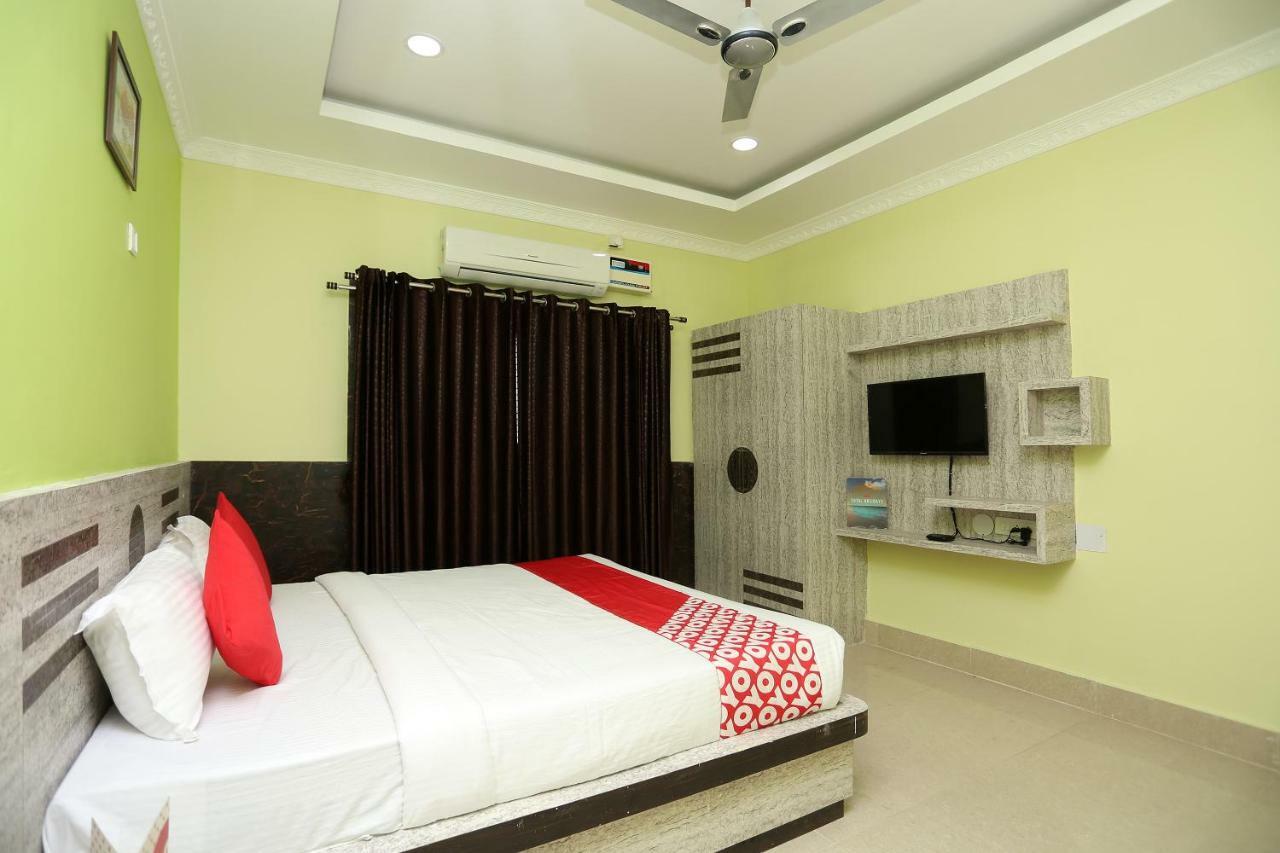 Oyo 24317 Aditya Guest House 3 Бхубанешвар Екстер'єр фото